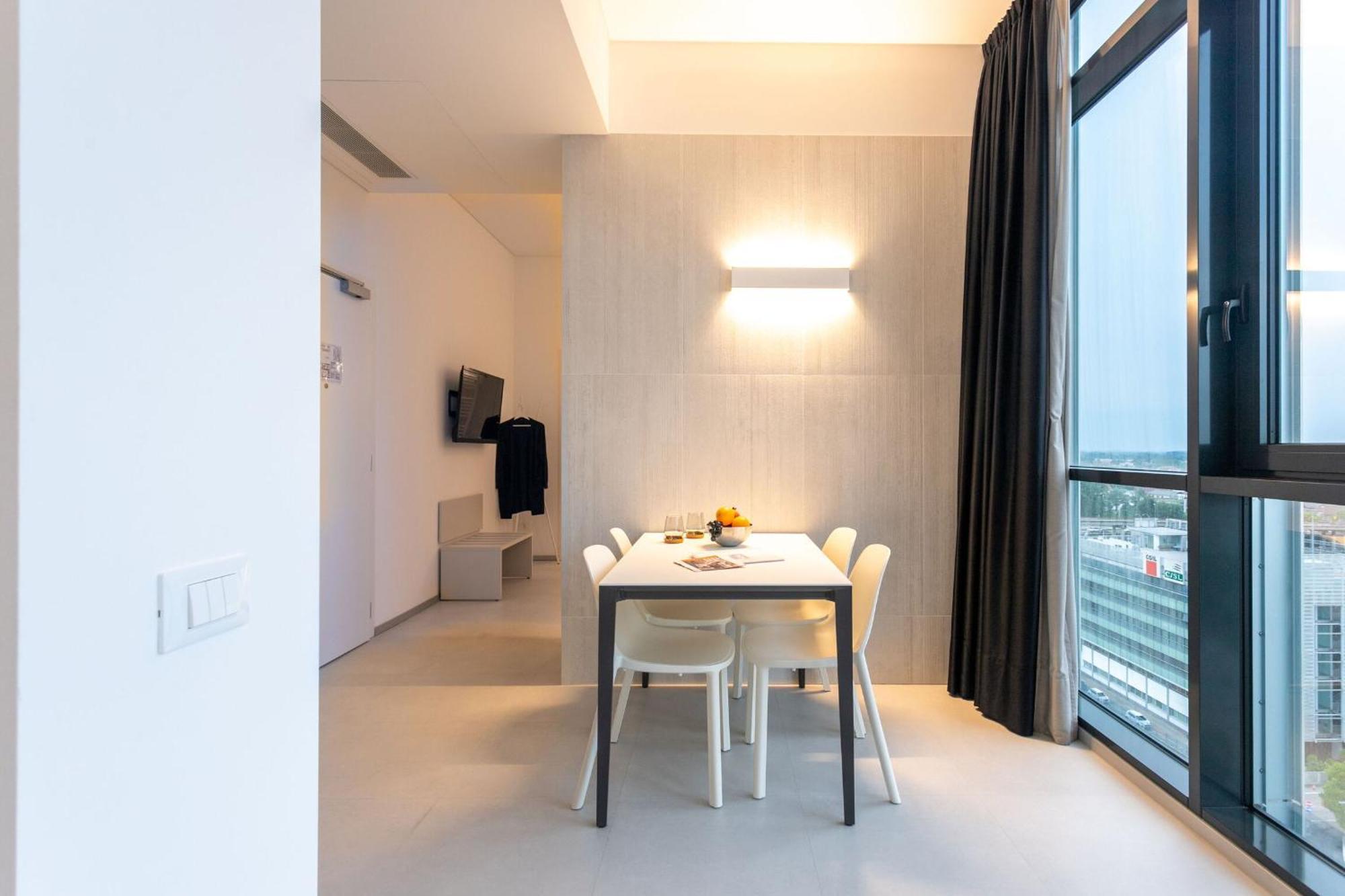 Htm Venice Suite By Halldis ميستر المظهر الخارجي الصورة